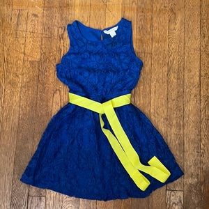 Total girl blue lace dress with yellow sash sz 7